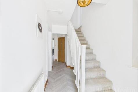 Hallway .jpg