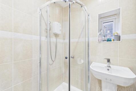 Downstair WC &amp; shower .jpg