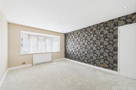 Bedroom 1..jpg