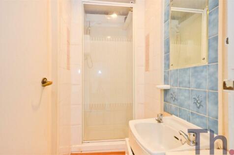 Shower Room.JPG