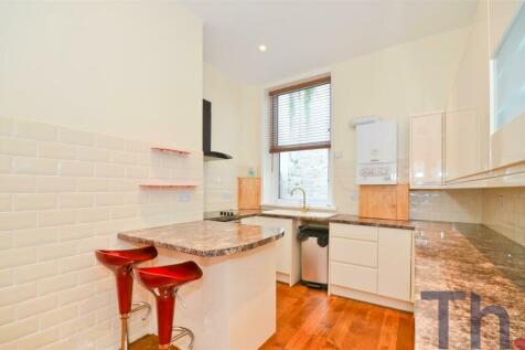 Kitchen-Breakfast Area