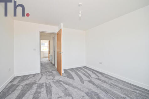 Bedroom 1.JPG