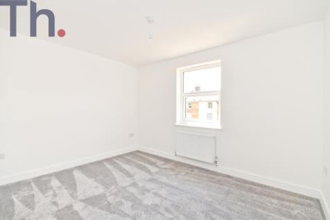 Bedroom 4.JPG