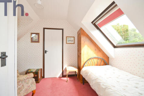 Bedroom 3.JPG