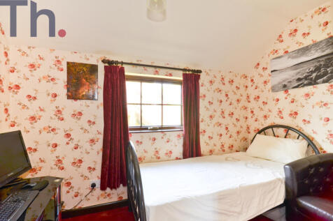 Bedroom 4-Study.JPG