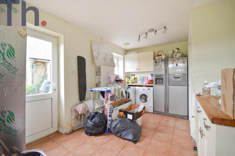 Utility Room.JPG