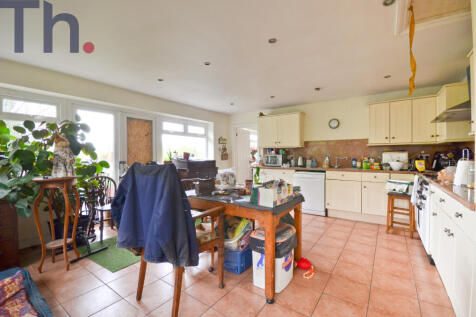 Kitchen-Breakfast Room.JPG
