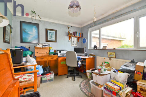 Bedroom 3/Study