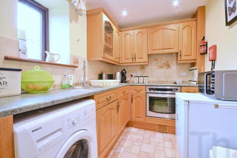 Kitchen.JPG