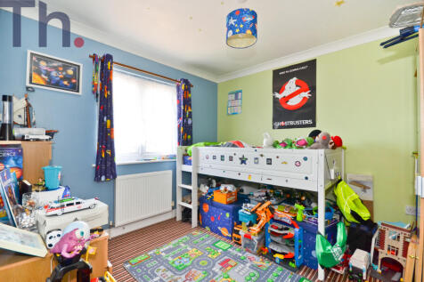Bedroom 2.JPG