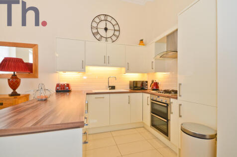 Kitchen Area.JPG