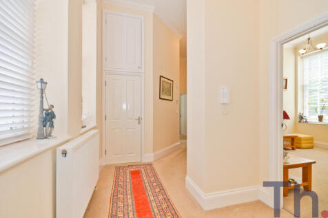 Entrance Hall.JPG