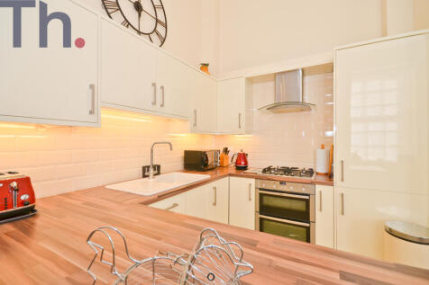 Kitchen Area (2).JPG
