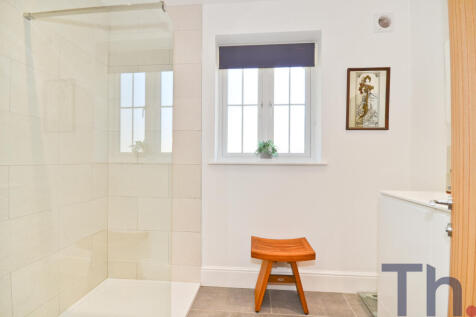 Shower Room.JPG