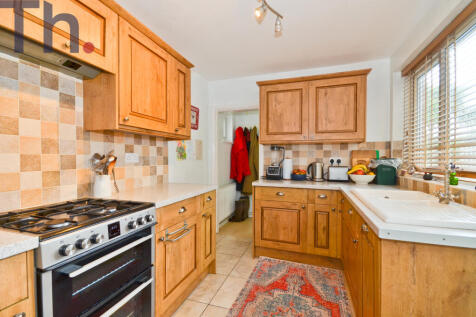 Kitchen.JPG