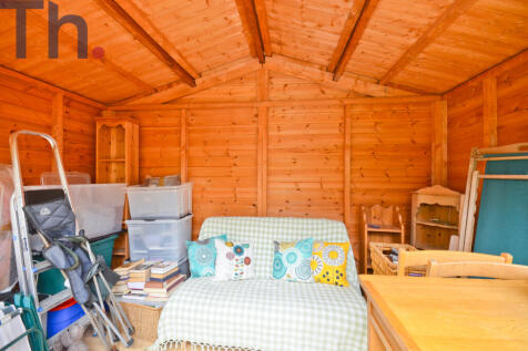 Summerhouse (2).JPG
