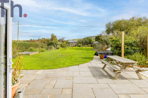 Sunny Patio Area