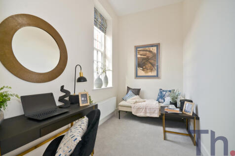 Bedroom 3/Study