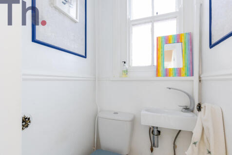 Cloakroom WC