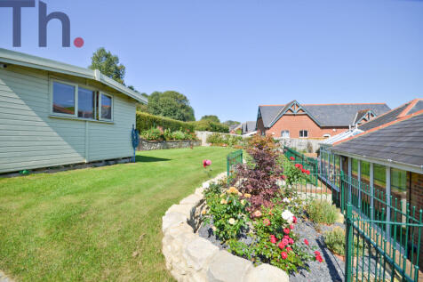 Lawned Garden