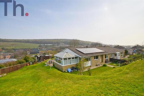 Garden with wonderful views.JPG
