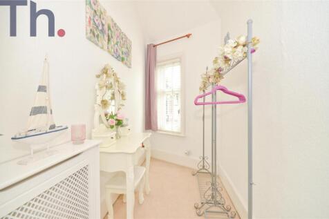 Bedroom 3.JPG