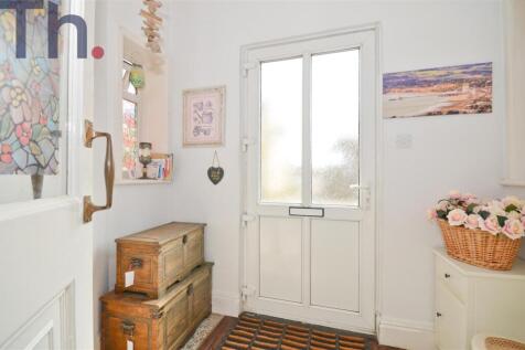Entrance Porch.JPG