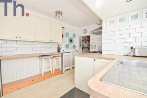 Kitchen.JPG