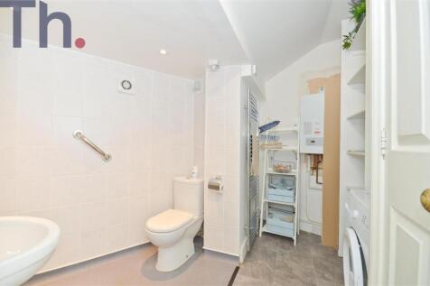 Utility-Wet Room.JPG