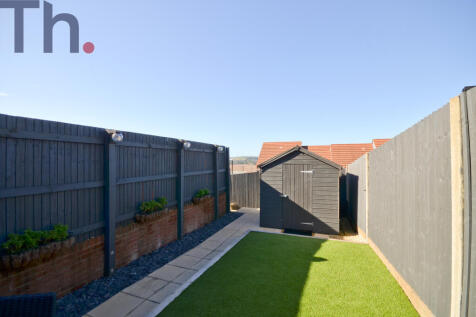 Enclosed Rear Garden with Shed
