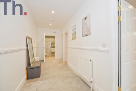Entrance Hall.JPG