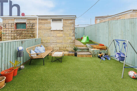 Rear Garden &amp; Garage