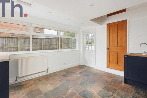 Kitchen/Dining Area