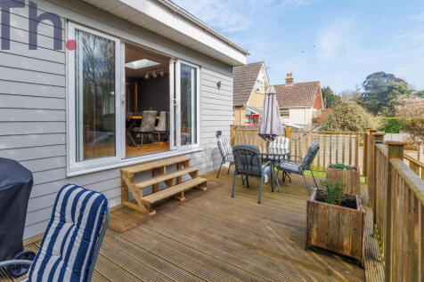 Outdoor Dining Area