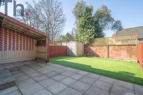 Rear Garden &amp; Pergola