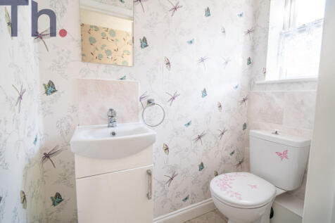 Downstairs Cloakroom WC