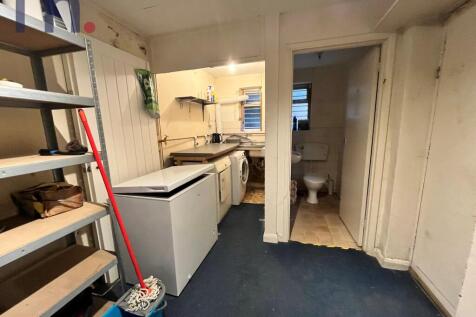 Shop Kitchen/WC Area