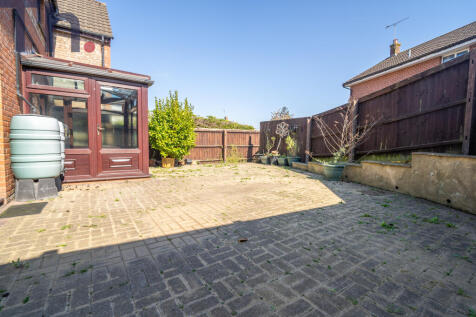 Low Maintenance Rear Garden