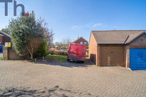 Garage &amp; Parking