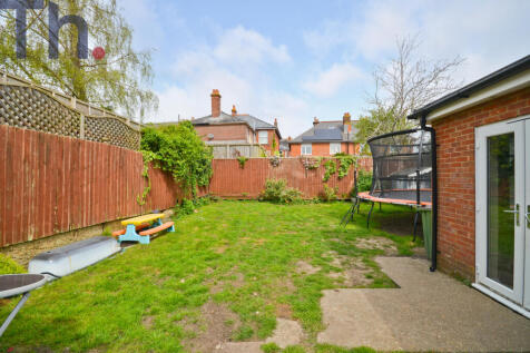 Rear garden.JPG