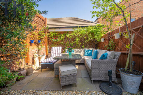 Further Private Garden Area