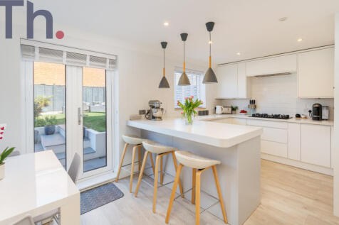 Kitchen-Breakfast Room
