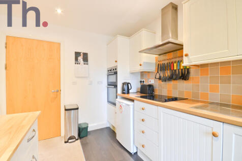 Kitchen Area (2).JPG