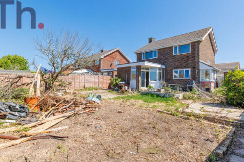 Garden &amp; Rear Elevation