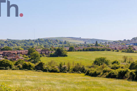 Views of Carisbrooke &amp; Beyond
