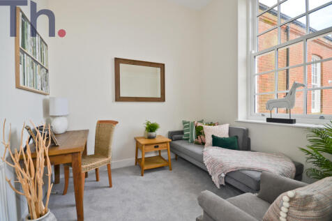 Bedroom 3/Study