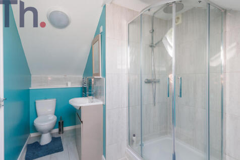 Loft Bedroom En-Suite