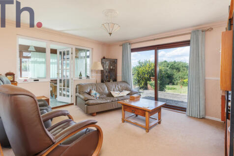 Lounge with Conservatory