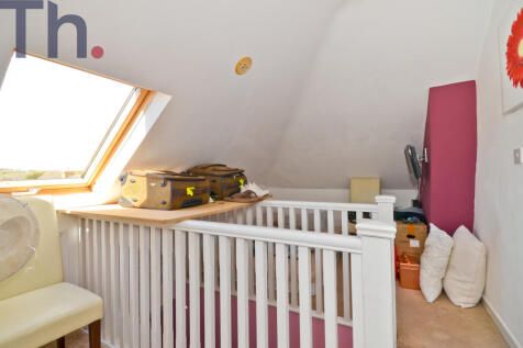 Bedroom 3.JPG