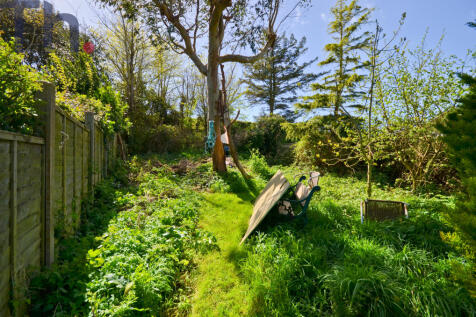 Further Garden Area.JPG